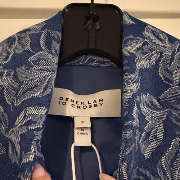 NWT Derek Lam 10 Crosby Elijah Cropped
Trench Jacket Small - Picture 10 of 13